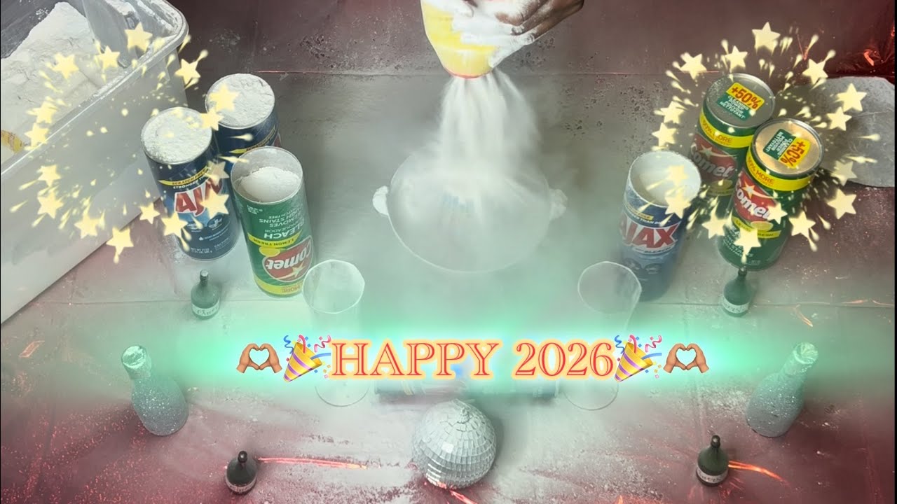 #satisfying #powderplay #cometasmr #ajax #sosasmr #dusty #asmrvideos #asmrsounds 