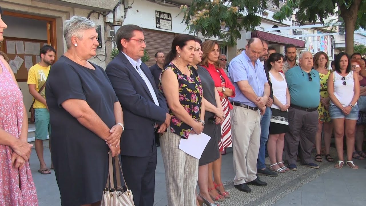 Dúrcal (Granada) llora la muerte de una de sus vecinas a manos de su pareja