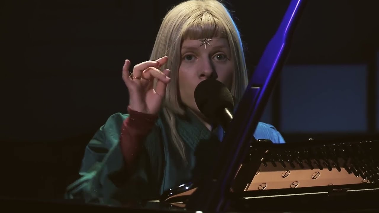 20220424 - AURORA - A Temporary High, at  BBC Radio 1 Piano Sessions