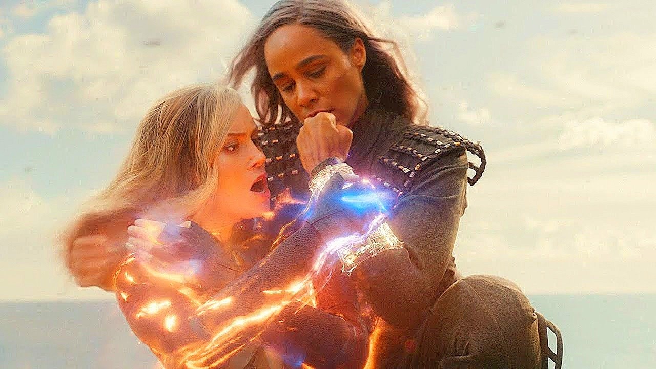 As 3 Marvels tiveram seus poderes drenados pelo bracelete quântico de Galactus