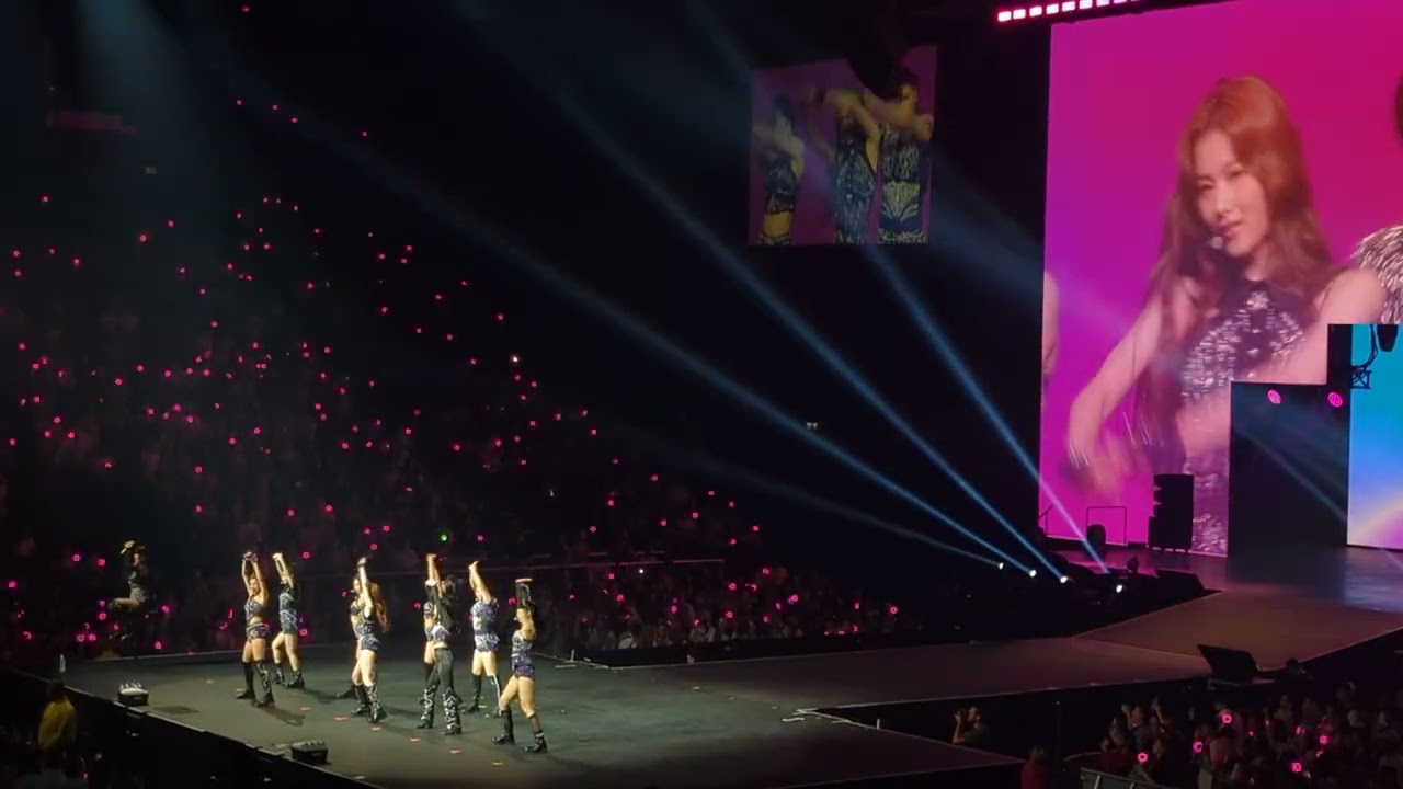 TWICE - Brave Live 4K 7/9/23