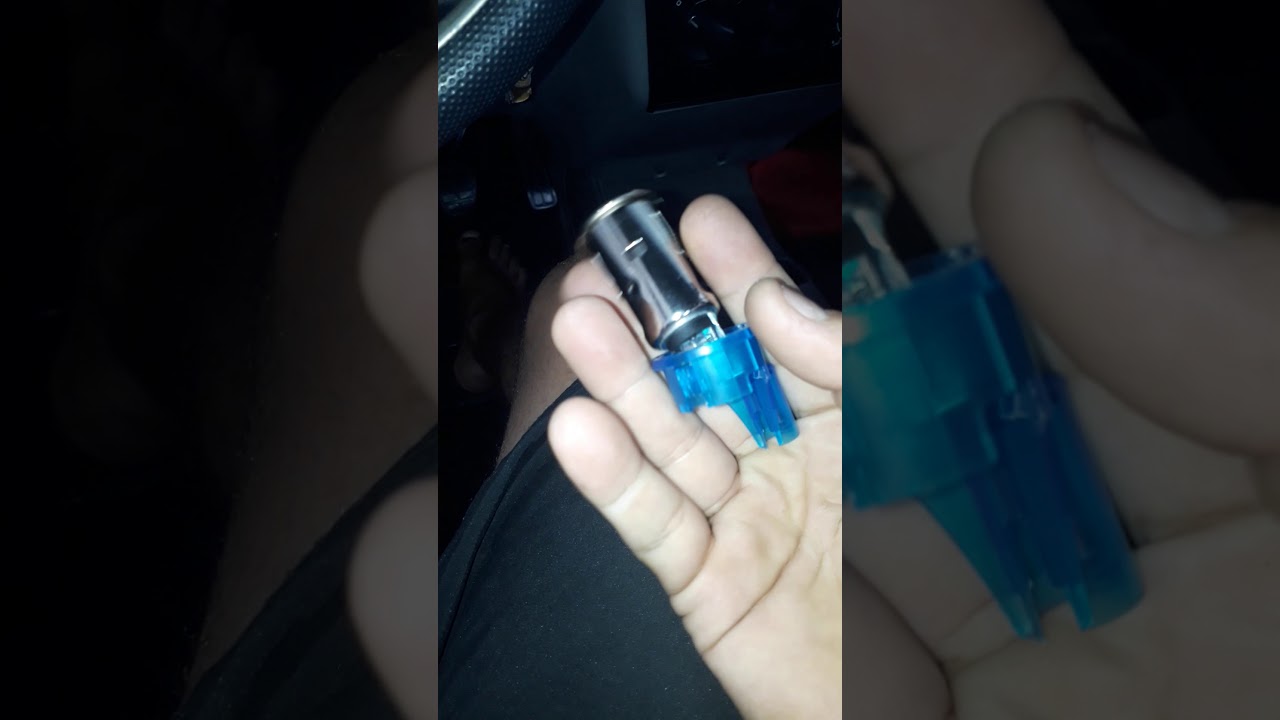 Instalando acendedor de cigarro no gol g2