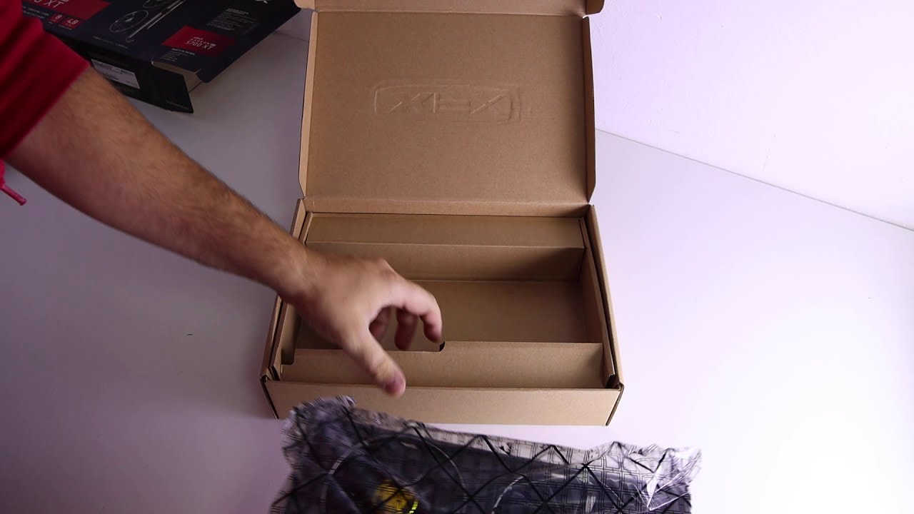 XFX RX 5700 XT THICC II unboxing