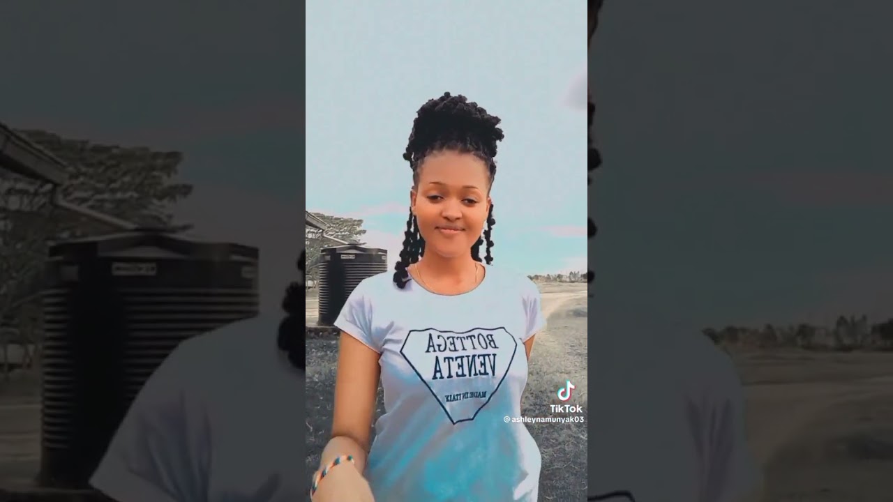 Menye Nkera by DJ QUEEN vs Leshao Leshao TikTok dance challenge ♥️💥 part 2#menyenkera#viral