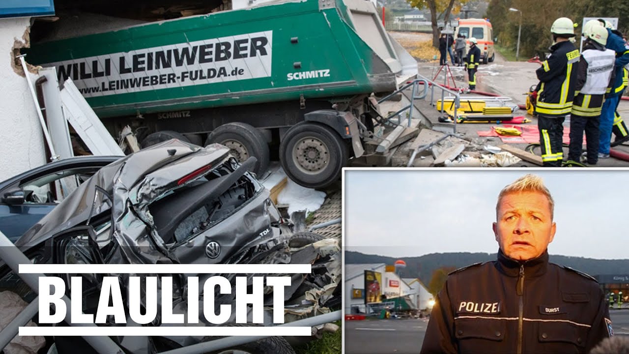 Laster rast in Autohaus - Ein Toter und vier Schwerverletzte ( Split / Thüringen )