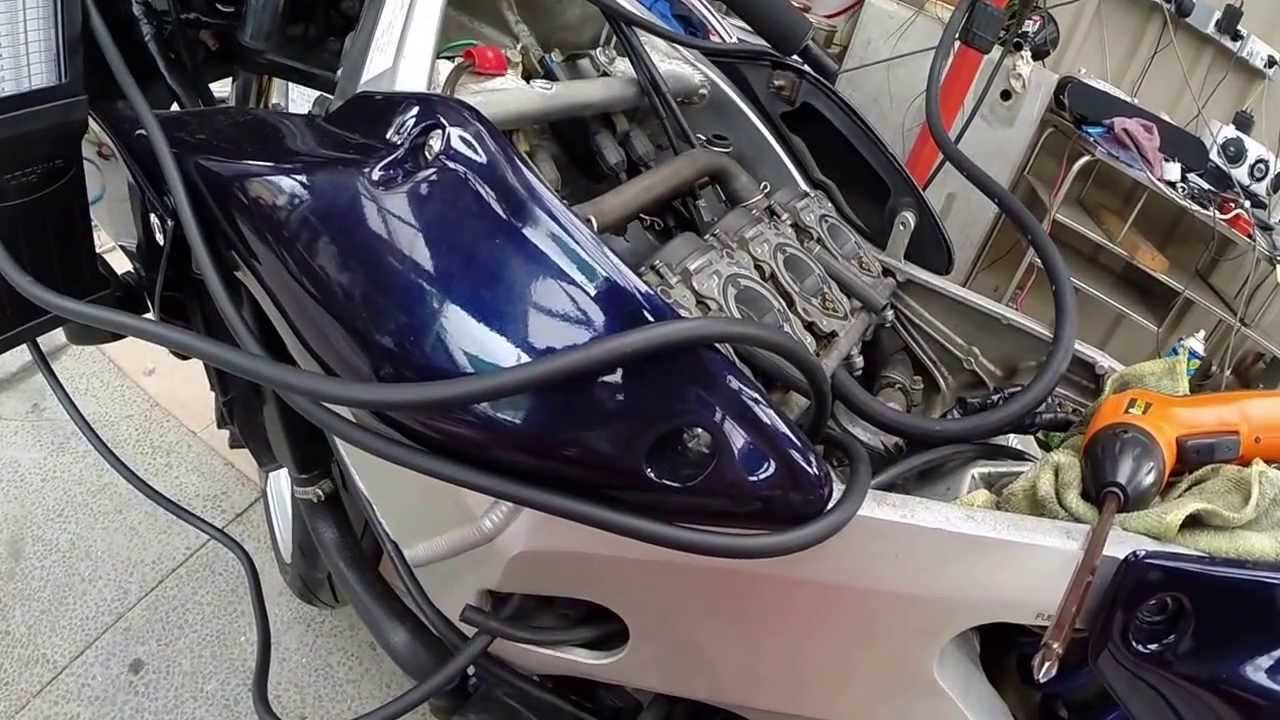 CBR250RR CARB BOOTS AND CARB SYNC!