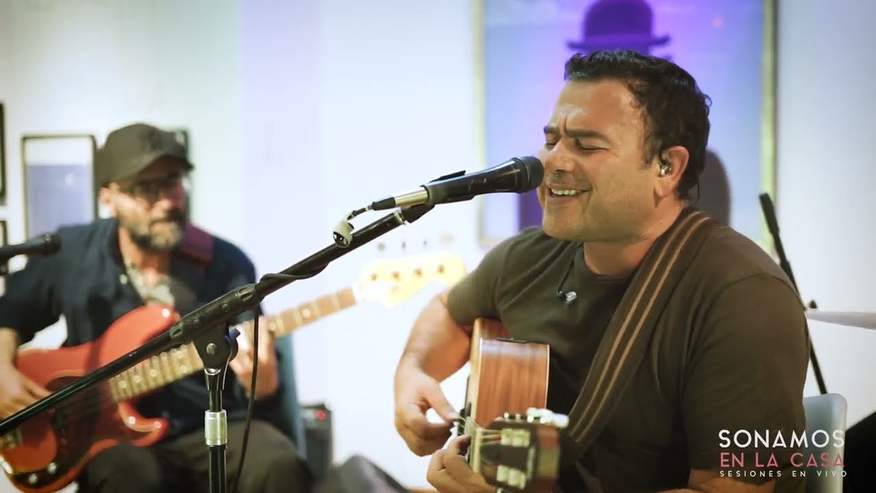 ÁLVARO BERMEO / Sonamos en la Casa formato Tiny Desk