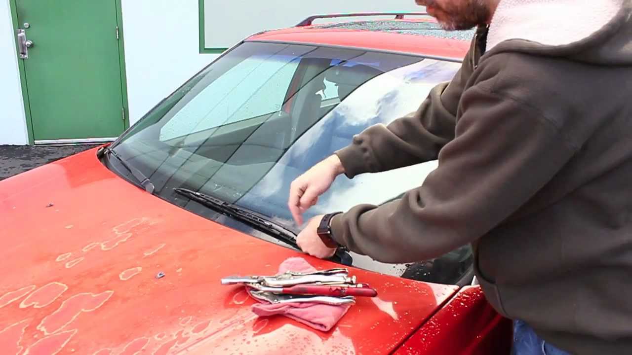 IPD Volvo - Wiper Arm Fix - 850