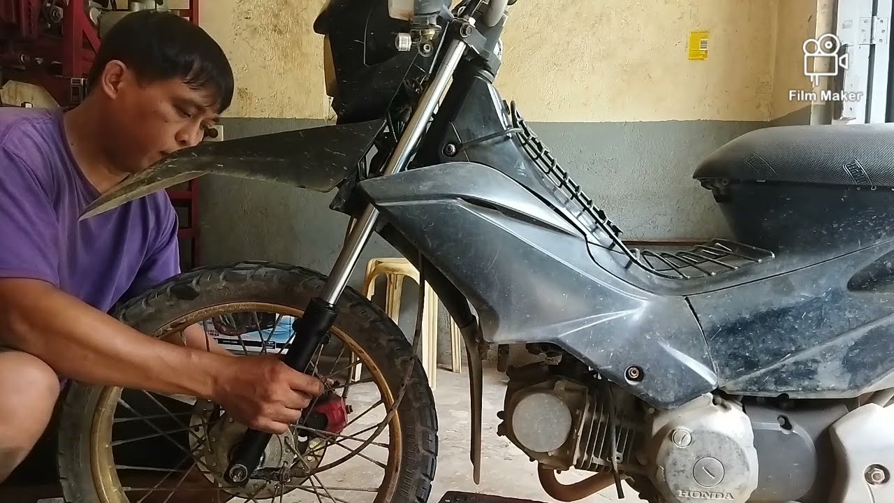 paano palitan Ng oil seal ang shock Ng XRM 125 at palambutin ang absorb.