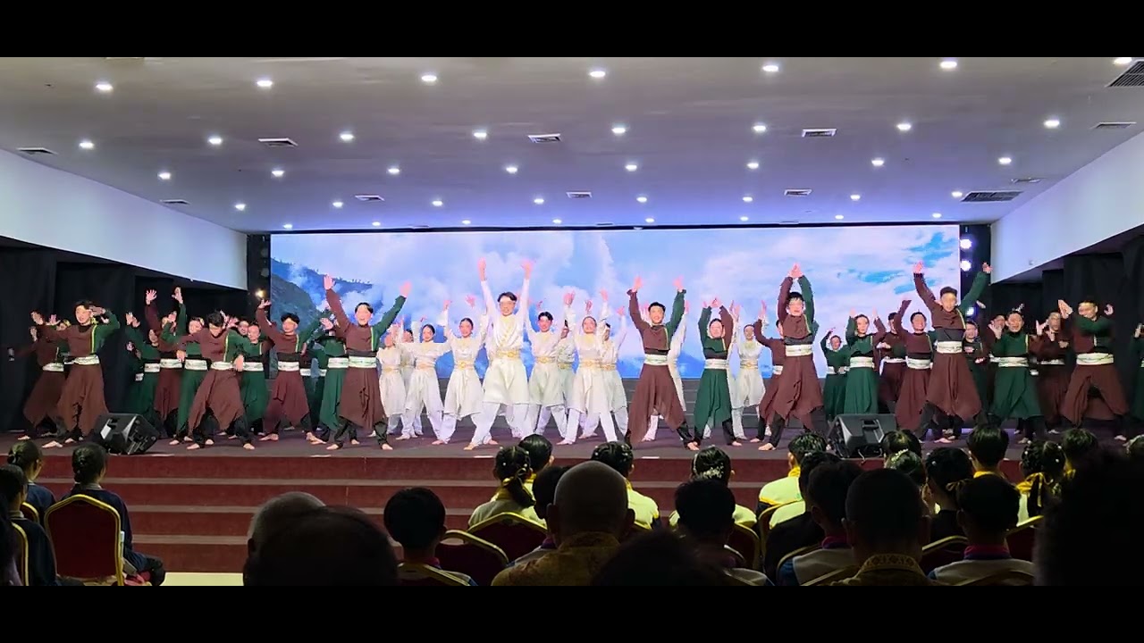 Tanjung Pinang 👍🏻 FESTIVAL SENI BUDAYA KASIH SEMESTA SE-RIAU & KEPRI KE-16 TAHUN 2025 --- 依侵在大地葱母的懷裡