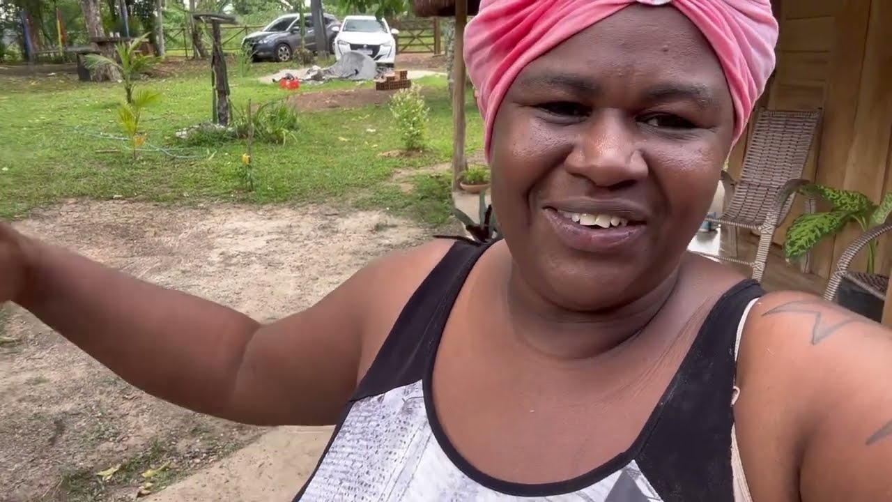 Cada um faz um pouquinho não fica pesado pra ninguém