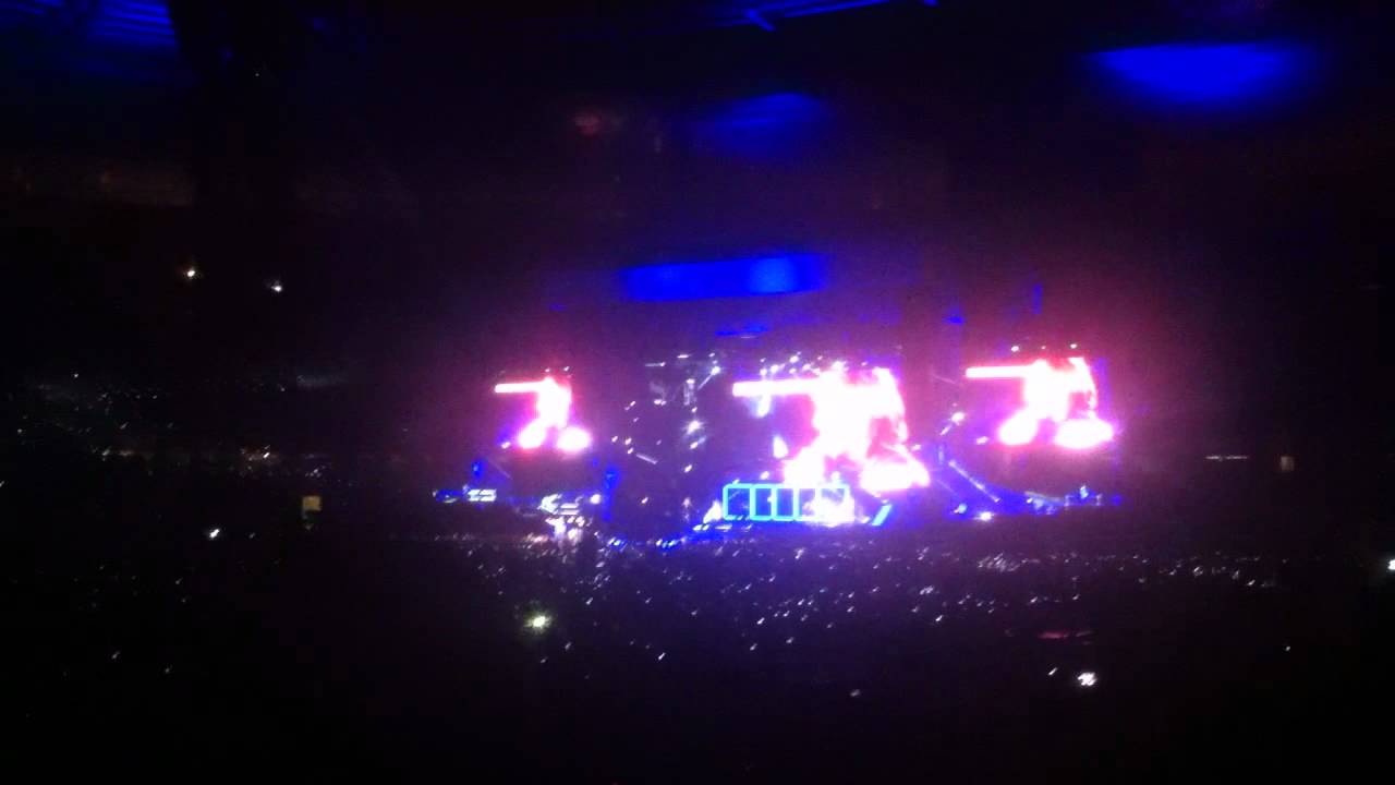 I Gotta Feeling (live @ Stade de France - 22/06/11) - Black Eyed Peas