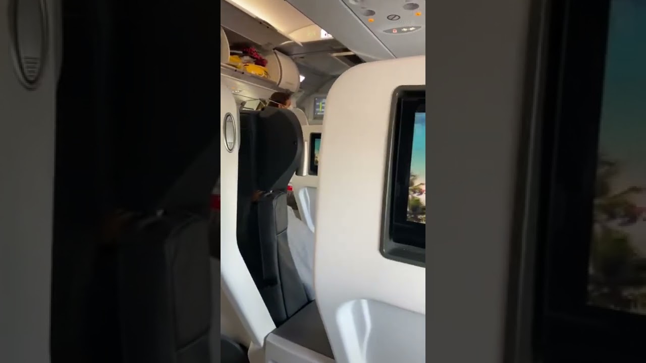 Modern Avianca A320NEO Business Class Cabin