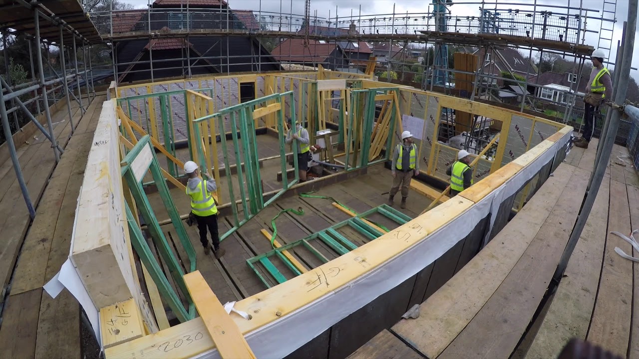 Timberframe (Timelapse) First Day Erection & Installation
