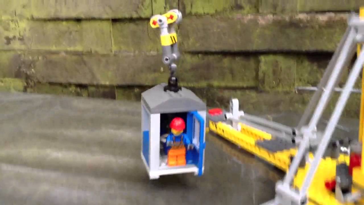 LEGO CITY 7905 Super Double Mega motorized crane = 2 * 7905