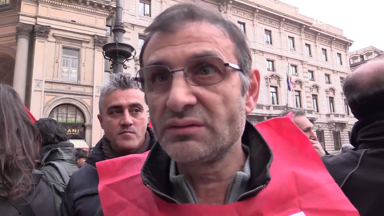 Milano, la rivolta dei becchini: 