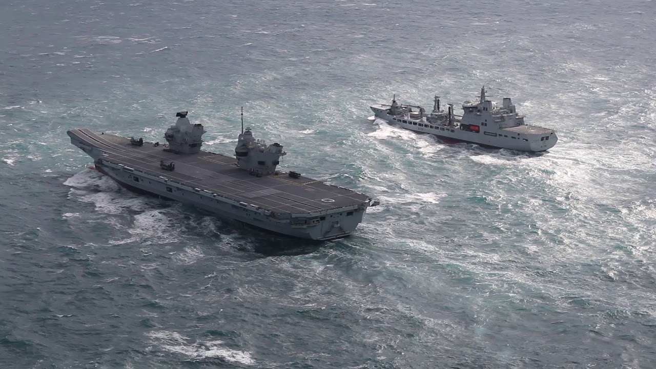 HMS Queen Elizabeth RAS with RFA Tidespring