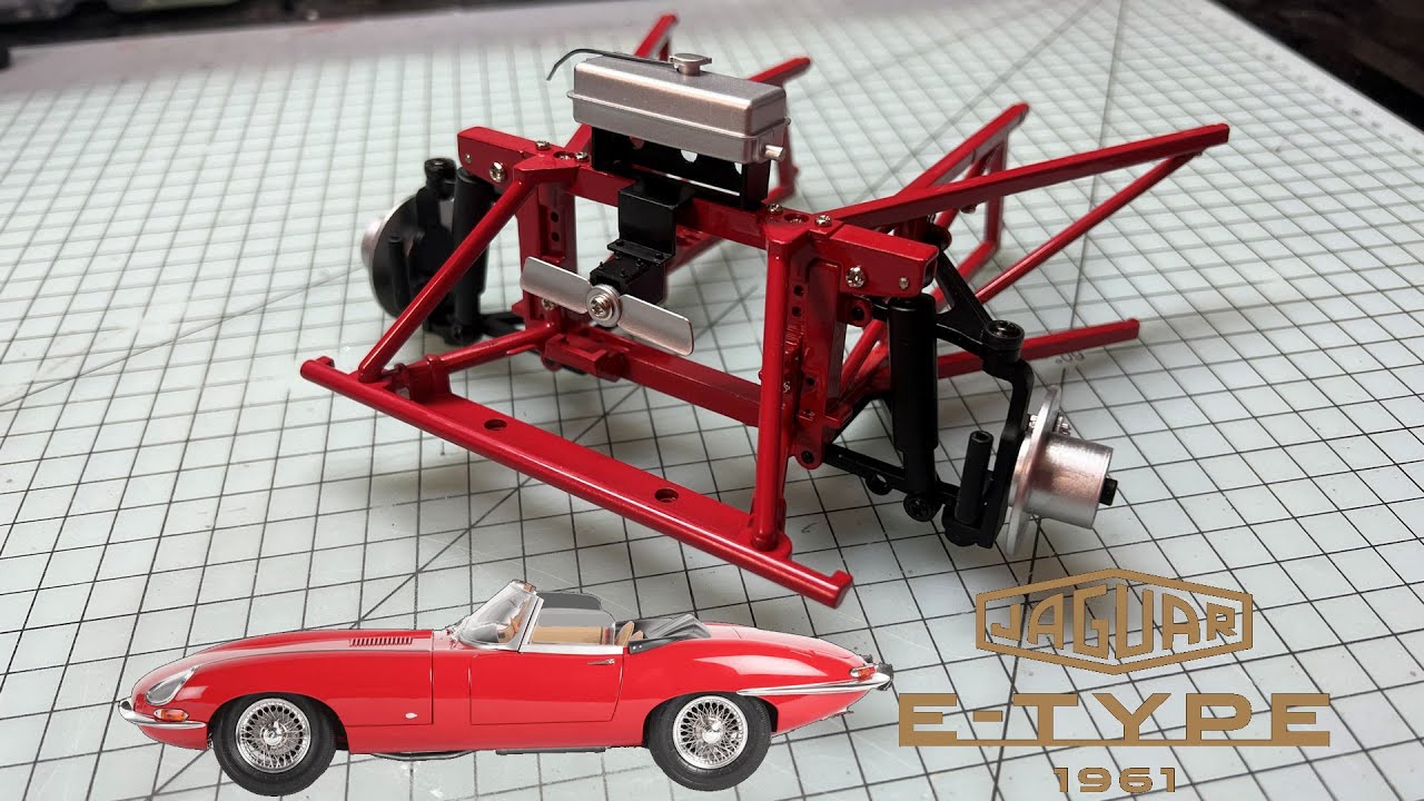 Agora Models Build the 1961 E-Type Jaguar 1:8 Scale - Pack 4 - Stages 26-31