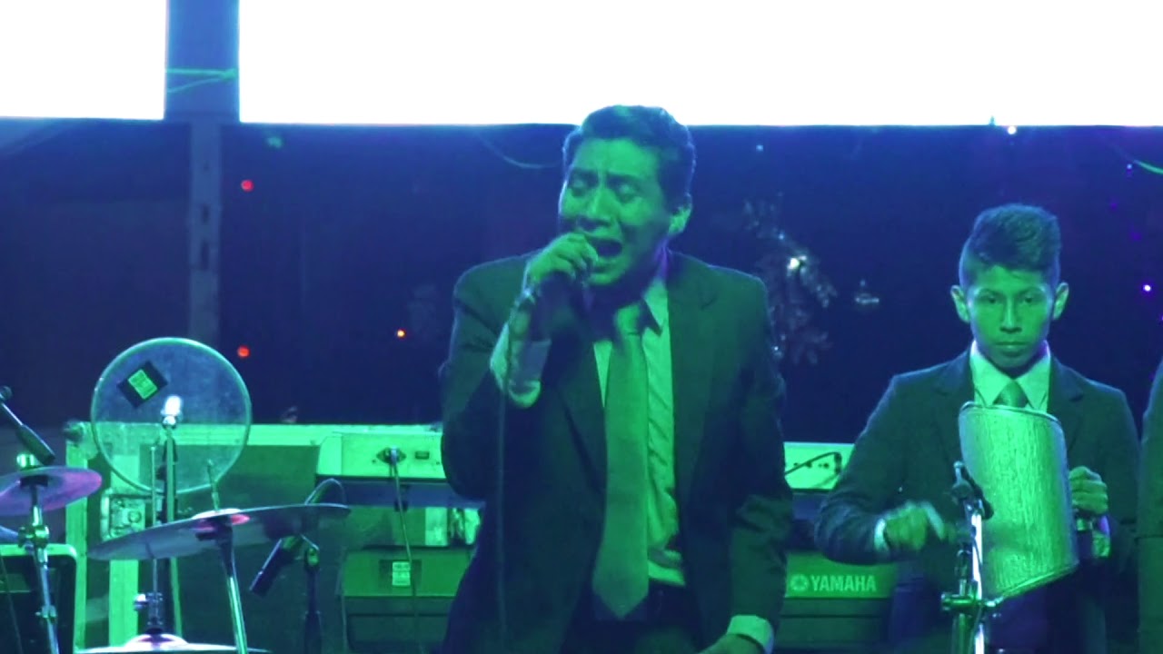 Seguiré Hacia Adelante - Ministerio El Amor de Dios (Live)