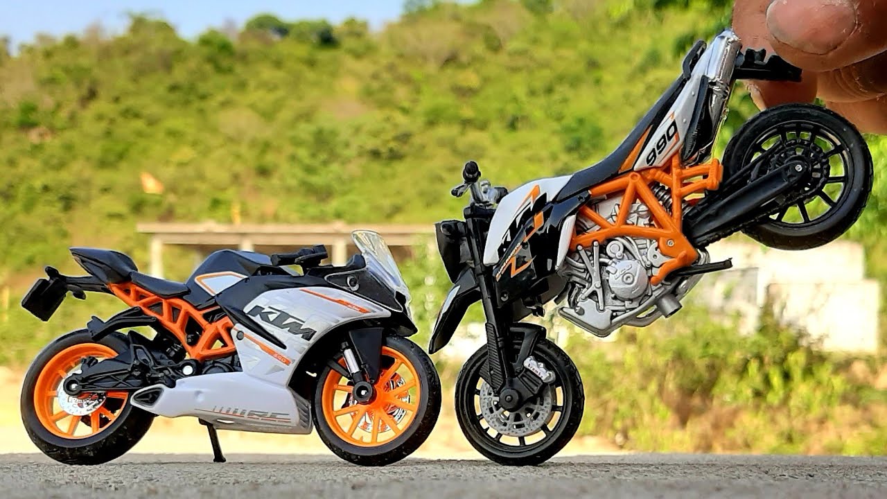 Unboxing Of Diecast Model Of KTM 990 Supermoto R | Model Bikes | Motorcycle | Bike | Auto Legends