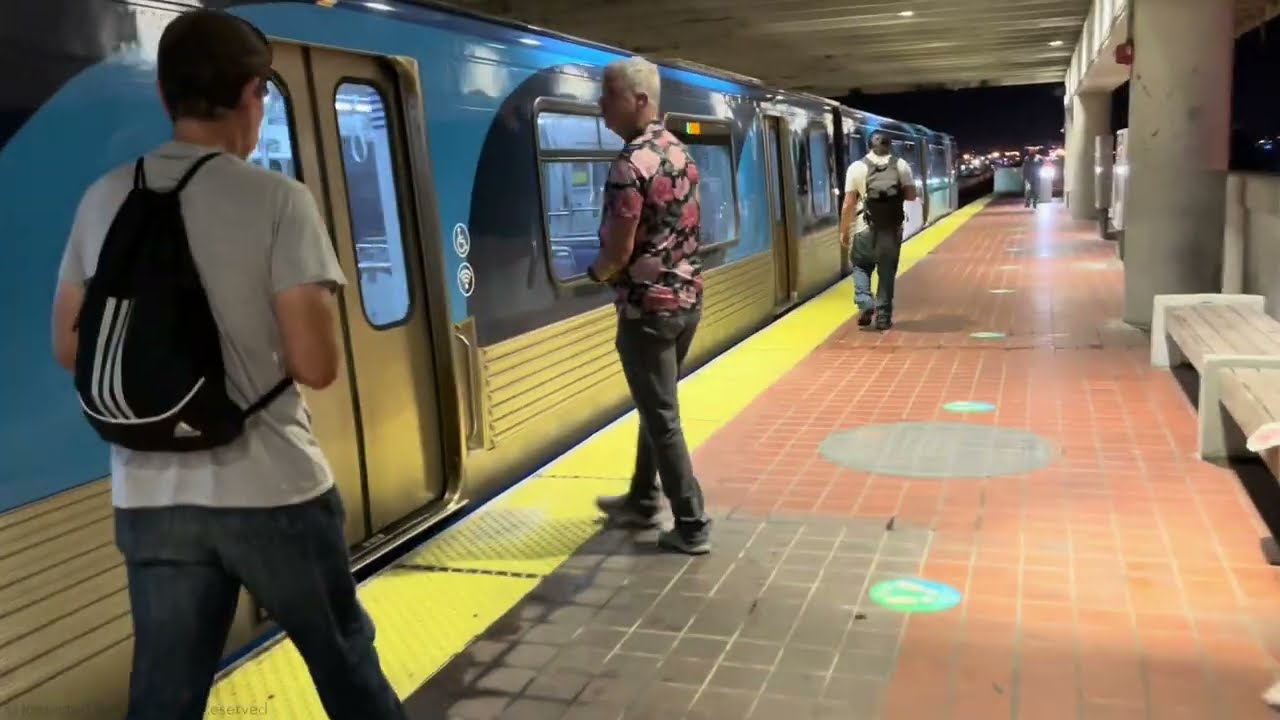 Miami's Metros: Metrorail and Metromover