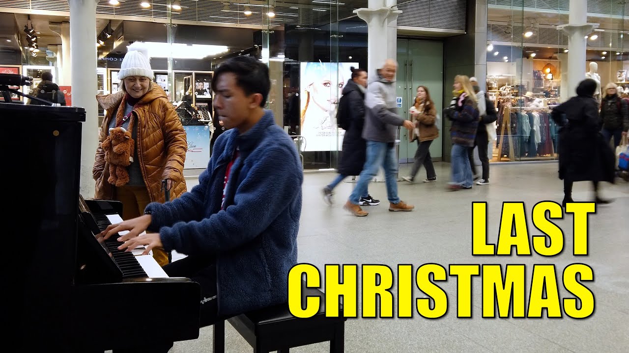 What The Security Guards Did When I Played Last Christmas at St Pancras | Cole Lam