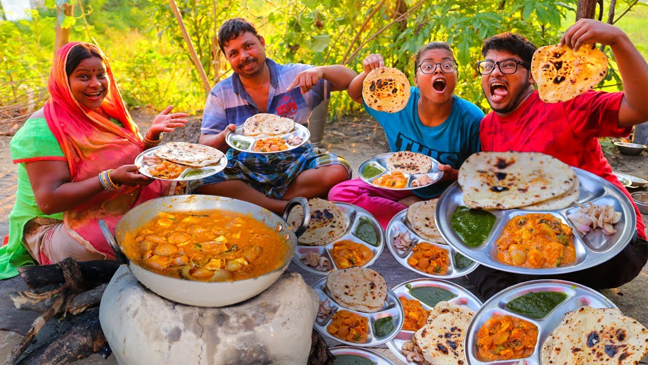 पूरे परिवार ने मिलकर खाया गरमा-गरम रेस्टोरेंट जेसा कडाई पनीर & नानरोटी (Butter Naan) Family Eating