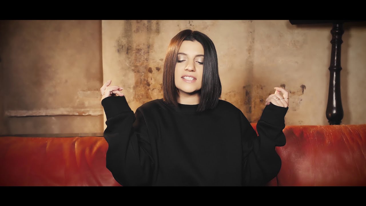 Deborah Iurato - Voglia di gridare (Official Video)