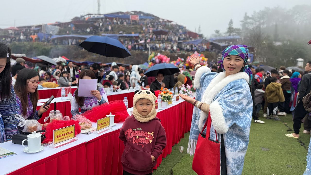 For the first time, the boy saw the outside world – a vibrant and crowded festival.