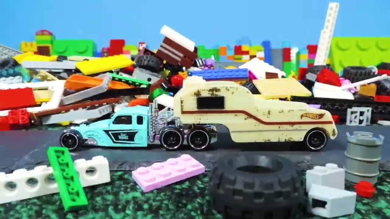 Hot Wheels Hunter Episode 2 #hotwheels #transformers #cyborg #policechase #stopmotion #animation