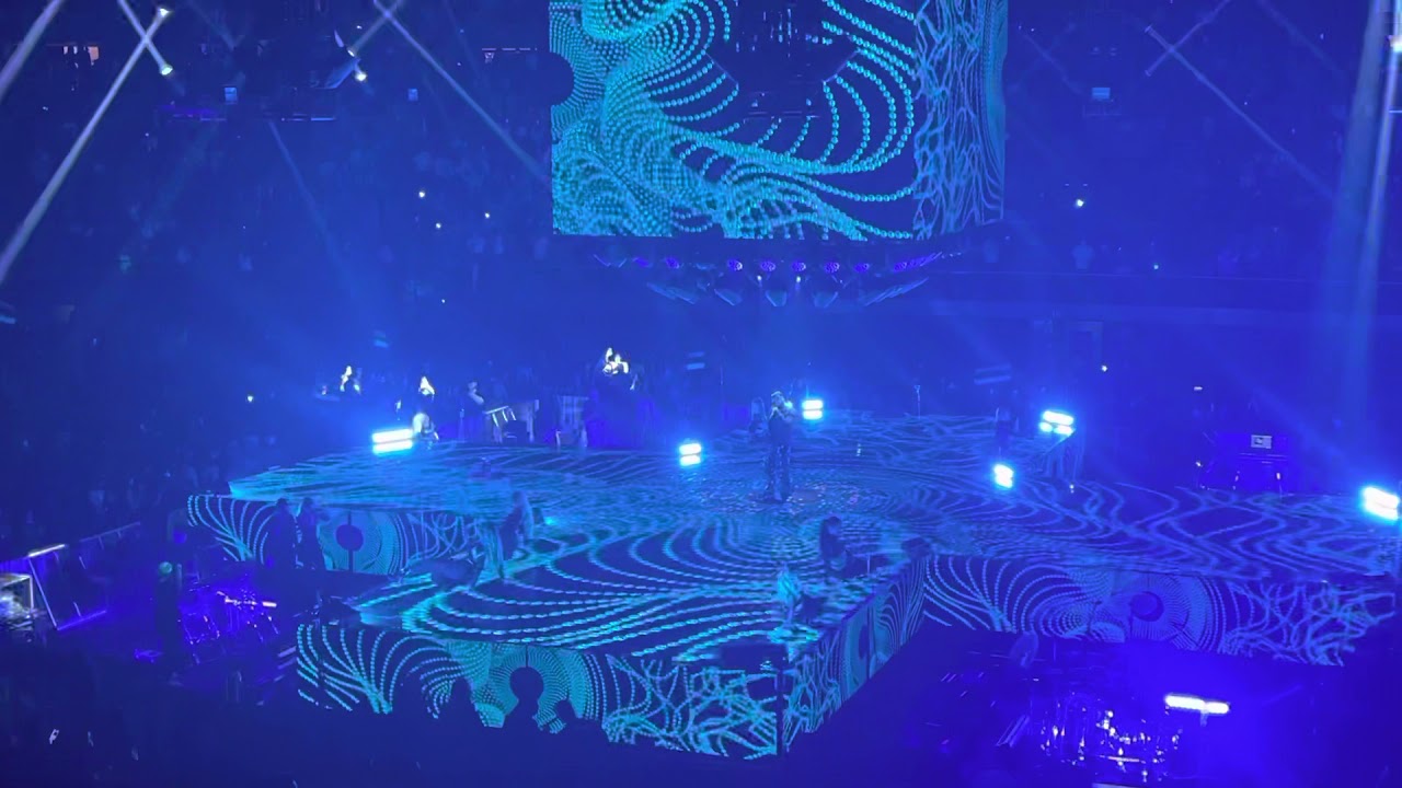 Maluma - Chantaje (En Vivo 2021 The Forum Inglewood, CA)