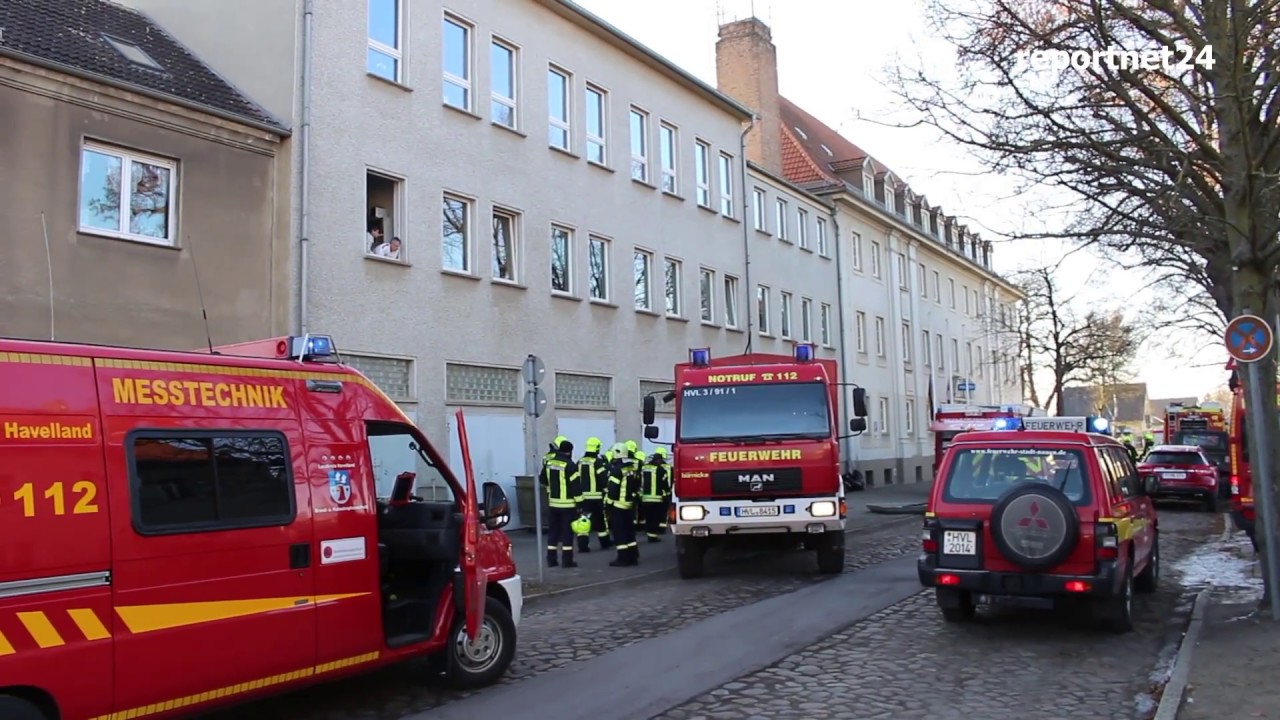 Gefahrgut-Einsatz bei der Polizeiwache in der Funkstadt Nauen