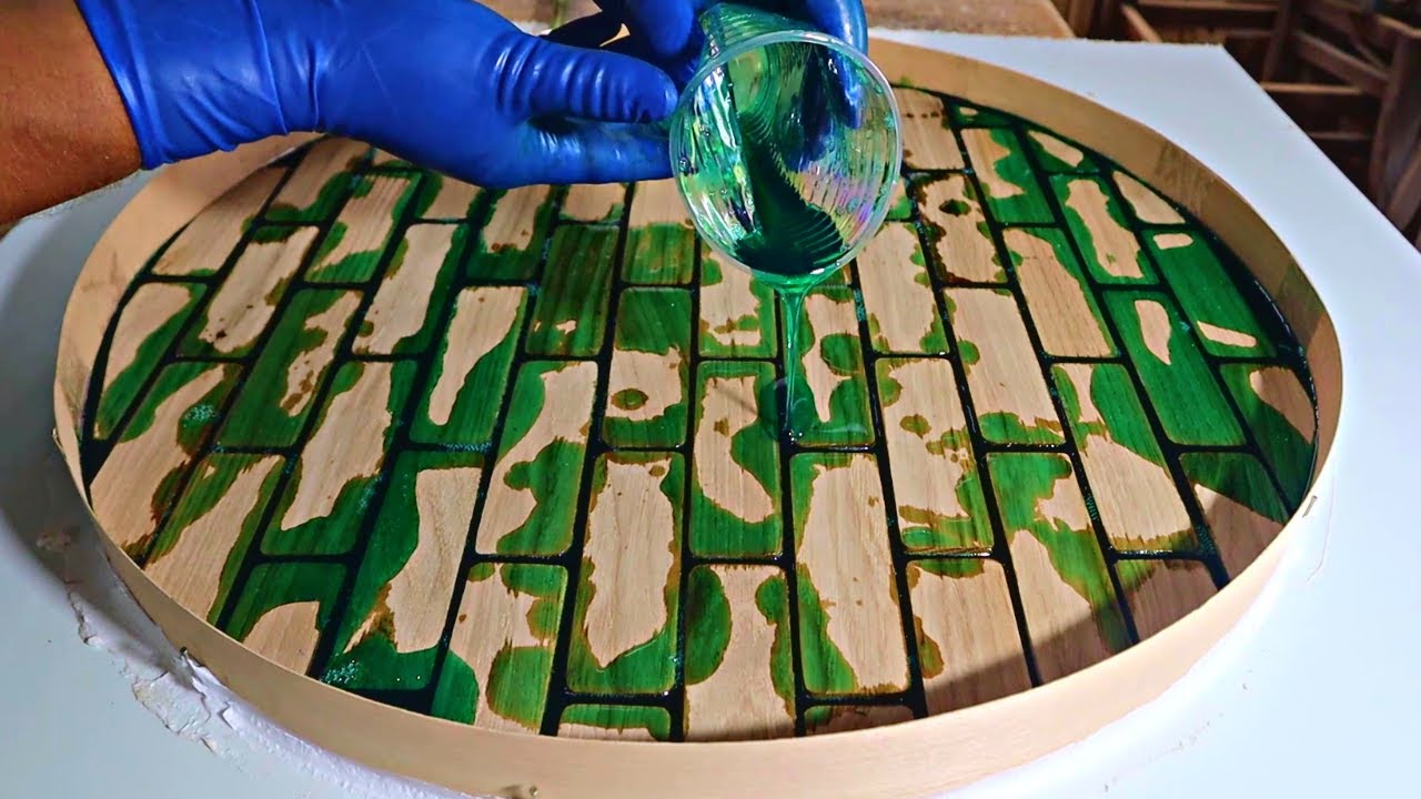 EPOXY RESIN CLOCK. WOODWORKING. DIY.