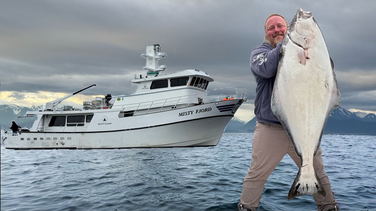 5 Days at SEA Fishing in Alaska! {Vlog Style}