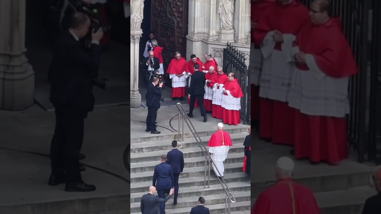 Pope Leo XIV Blesses the Jesus Christ Tower at Sagrada Familia 🇻🇦🇪🇸