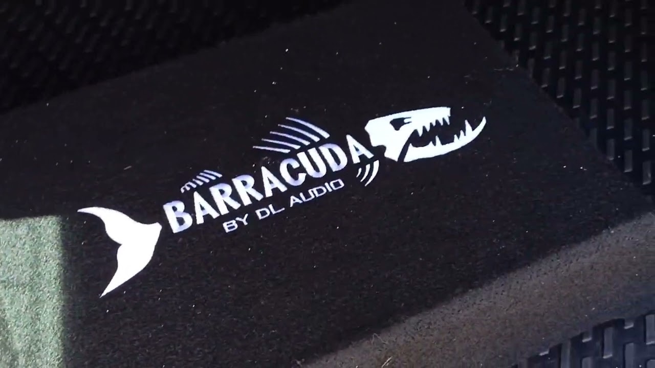 Dl AUDIO Barracuda 10A Flat. В Opel Astra J универсал .