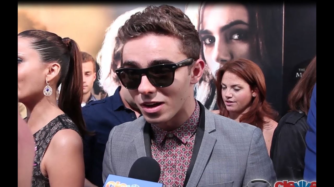 NATHAN SYKES TALKS ARIANA GRANDE DUET 
