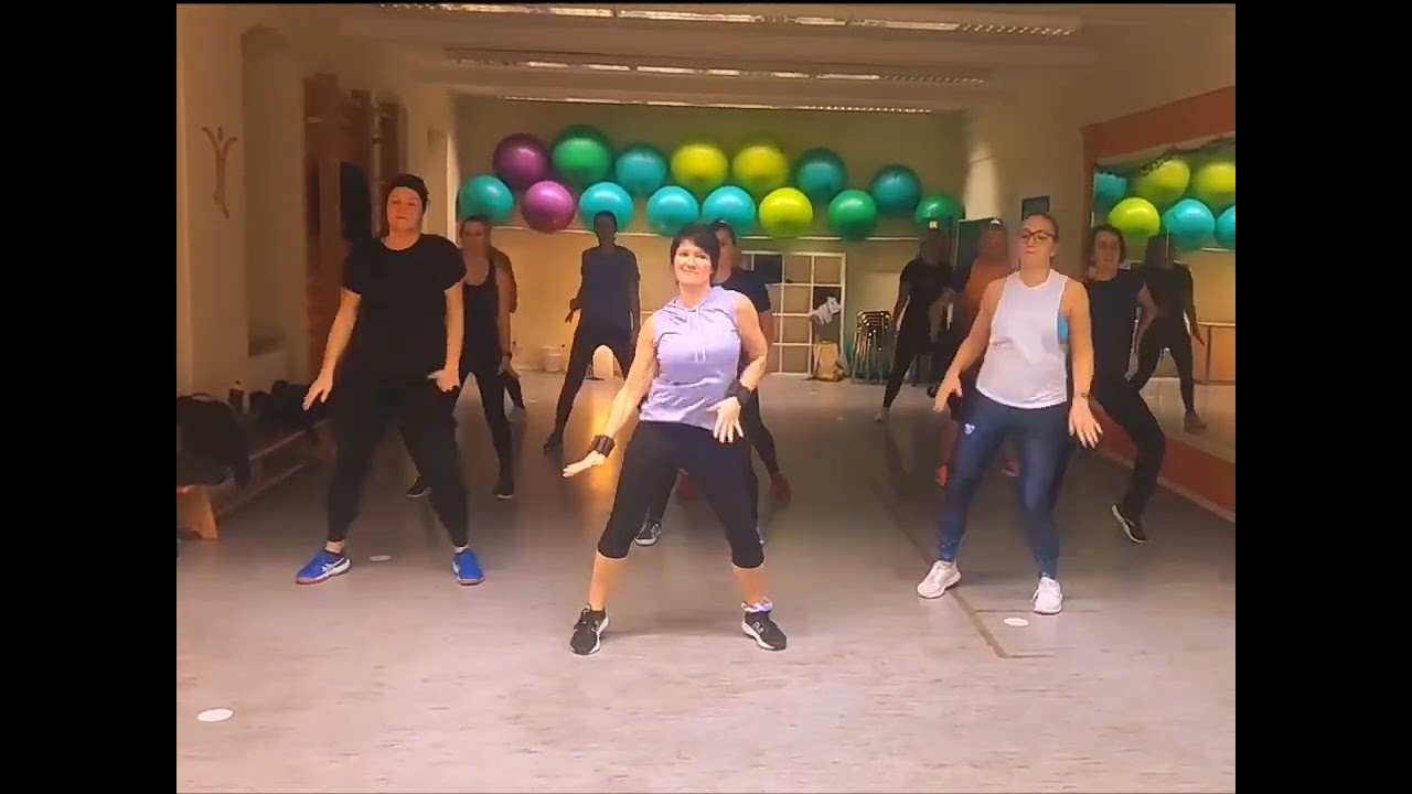 Zumba - HandClap