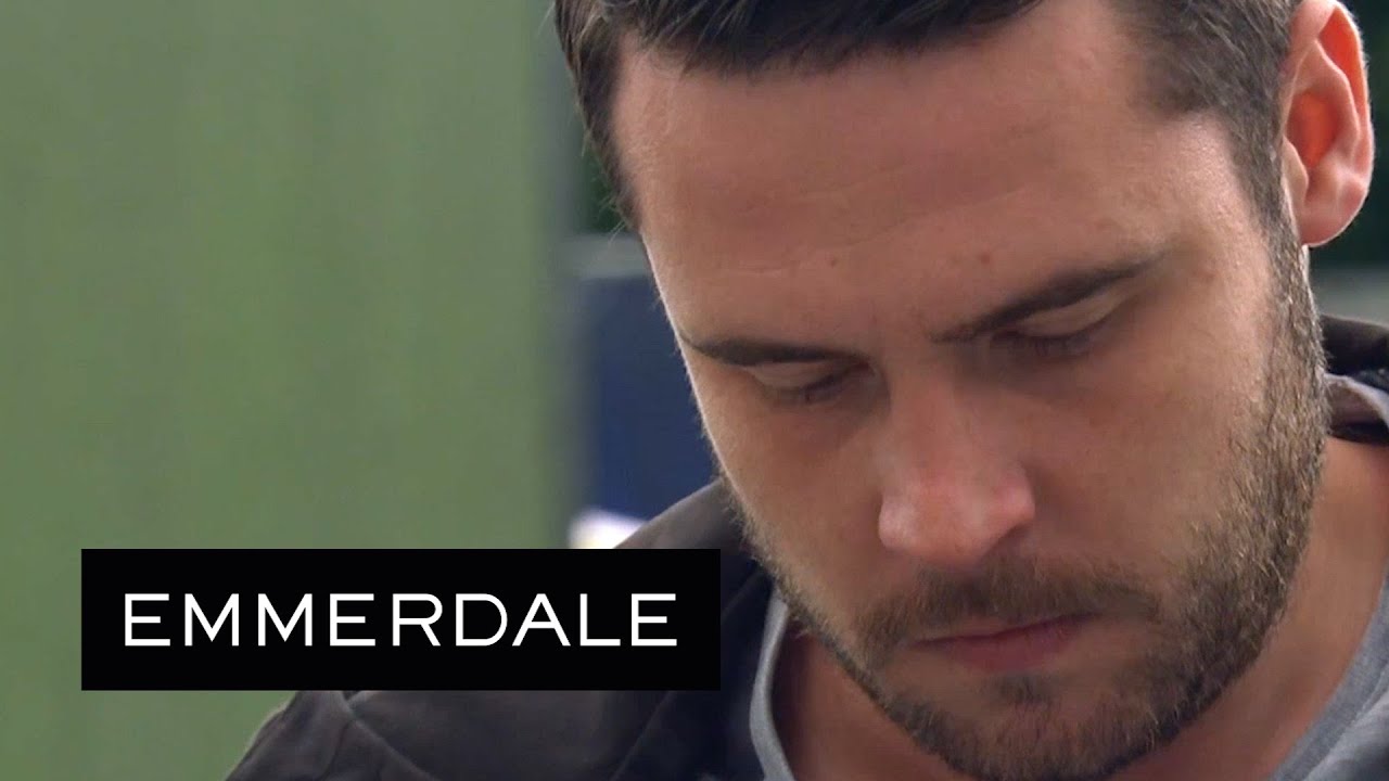 Emmerdale - Aaron Makes A Terrifying Claim To Robert