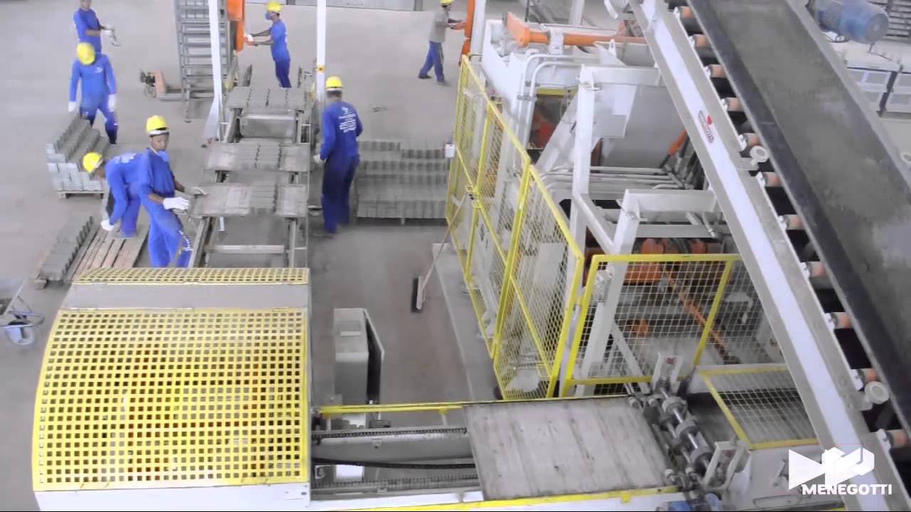 MBP-7.30 - Máquina Automática de Blocos e Pavimentos Menegotti