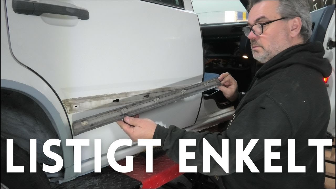 Så tar du bort dörrlisterna på en Volvo 850