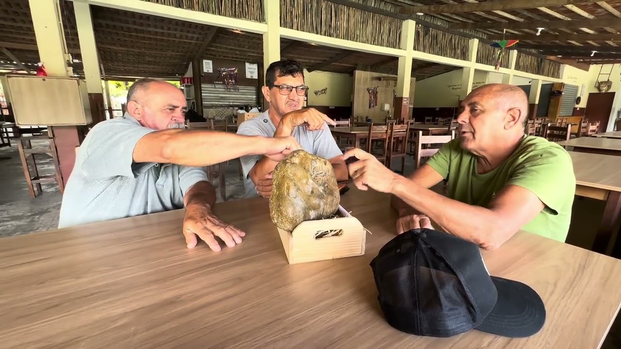 Batatinha pegou ar com a pedra do rins de Ch&ocirc;la😂