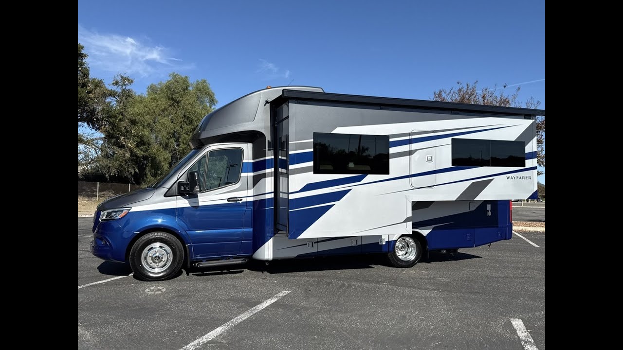 2026 Tiffin Wayfarer 25XPW Full Wall Slide Out Theater Seats Mercedes Turbo Diesel  Full Body Paint