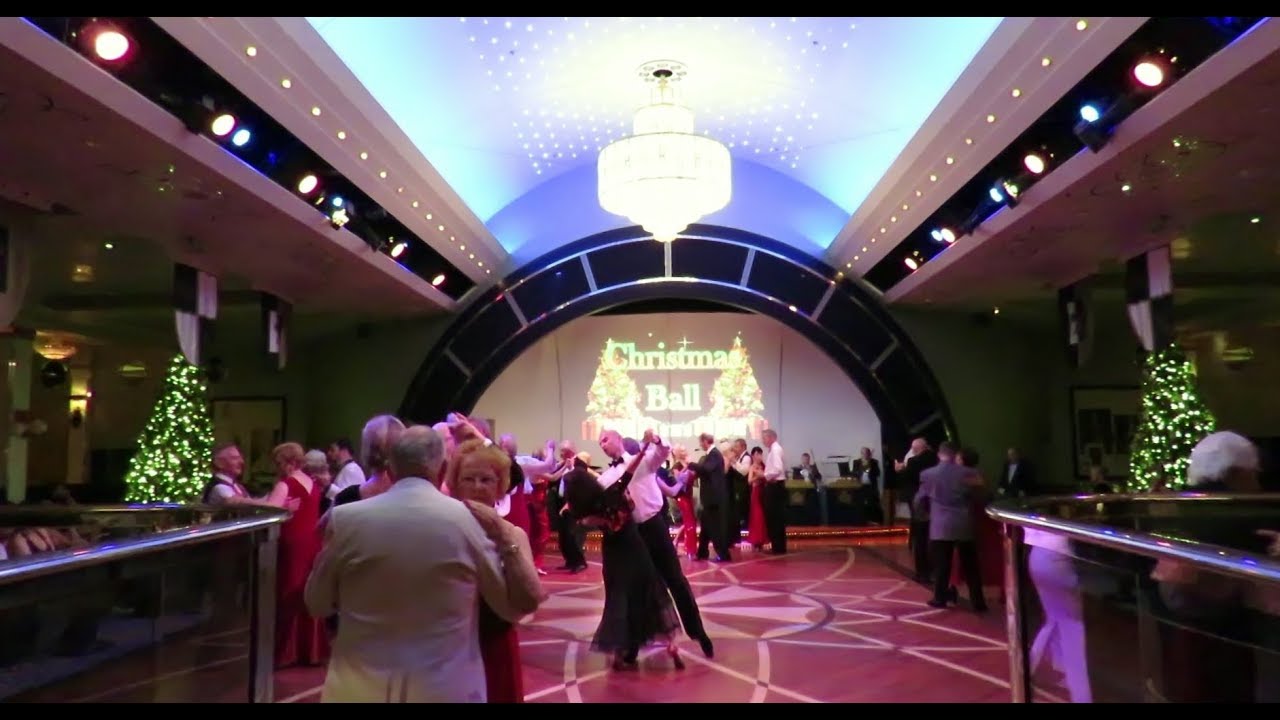 Episode 16: Queen Mary 2 Holiday Cruise - Brooklyn, NY (Part 1 of 2)