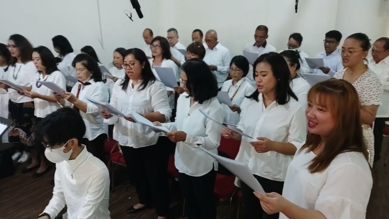 Persembahan Cinta. Kidung Ekaristi Kotabaru 2010 nomor 130.