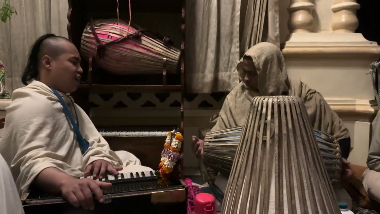 My friend Kirtan Das is a source of inspiration.🎹 24 Kirtan Vrindavan 