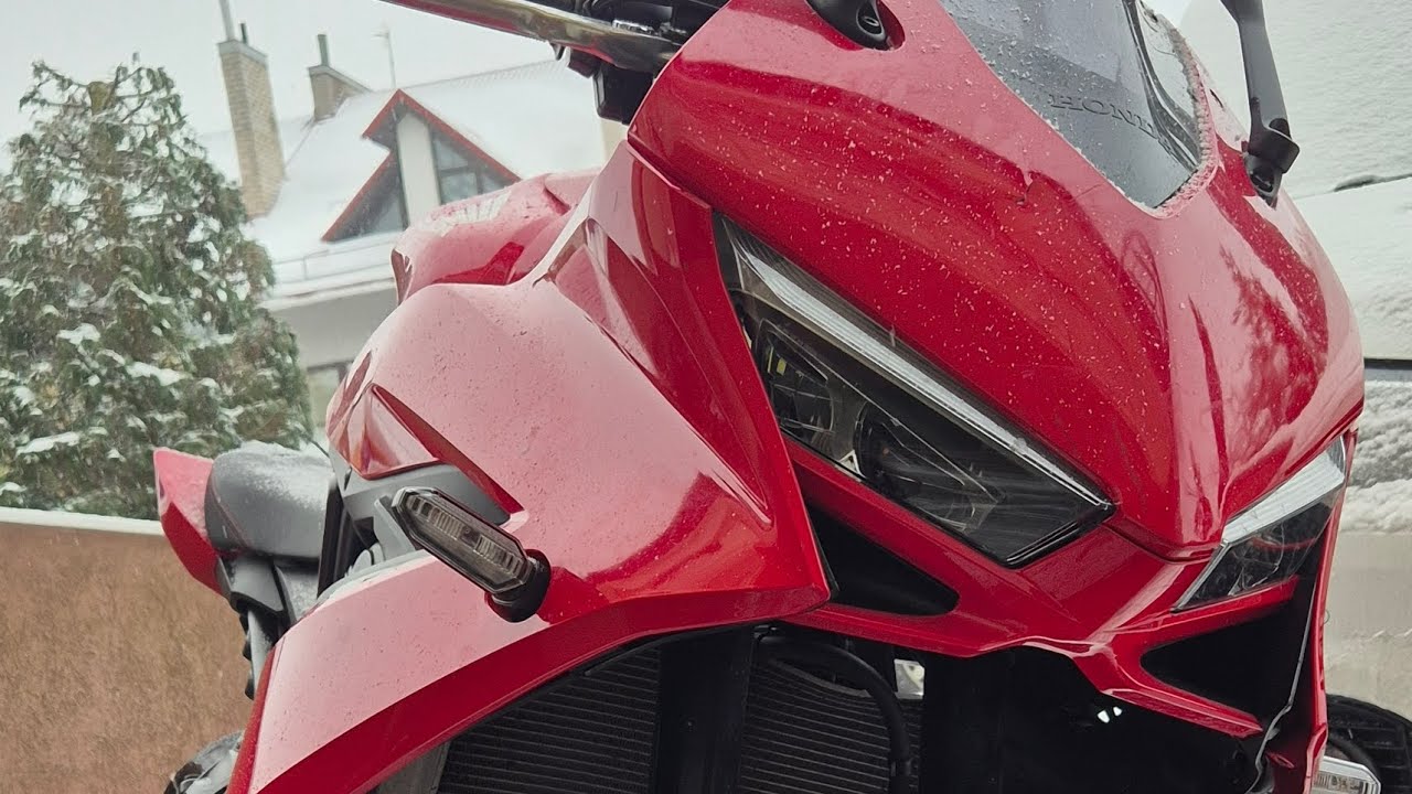 Honda CBR 650 RA 2025 crashed . P1.