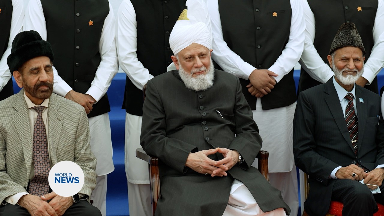 Huzoor (aba) Awards 52 Shahid Degrees to Graduates at Jamia Convocation 2026