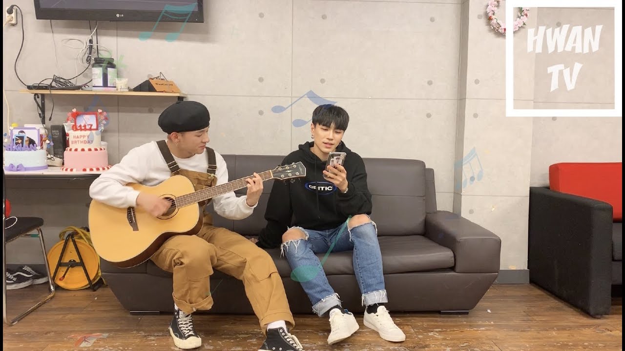 [HWAN TV] 04. 배너 연습과정 대공개! 그리고 곧 찾아올 봄🌸