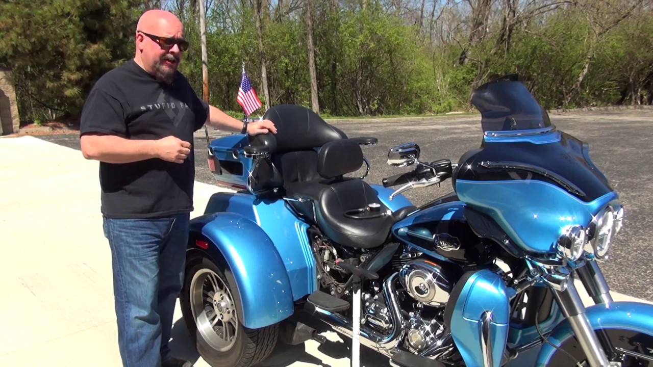 Harley-Davidson® Tri Glide™ Öhlins Shocks Installation and Adjustment